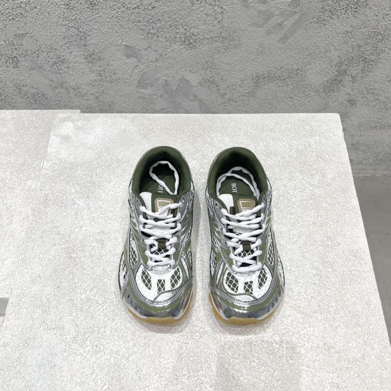 bo*te*ga Ve*ne*ta casual shoes